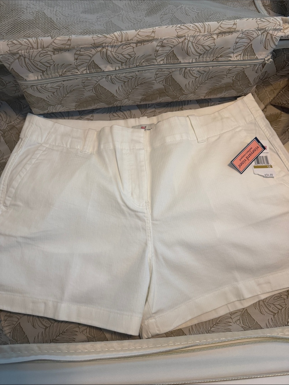 Vineyard Vines White Women's Bermuda Shorts